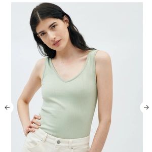 Kotn ribbed v-neck tank in Moss